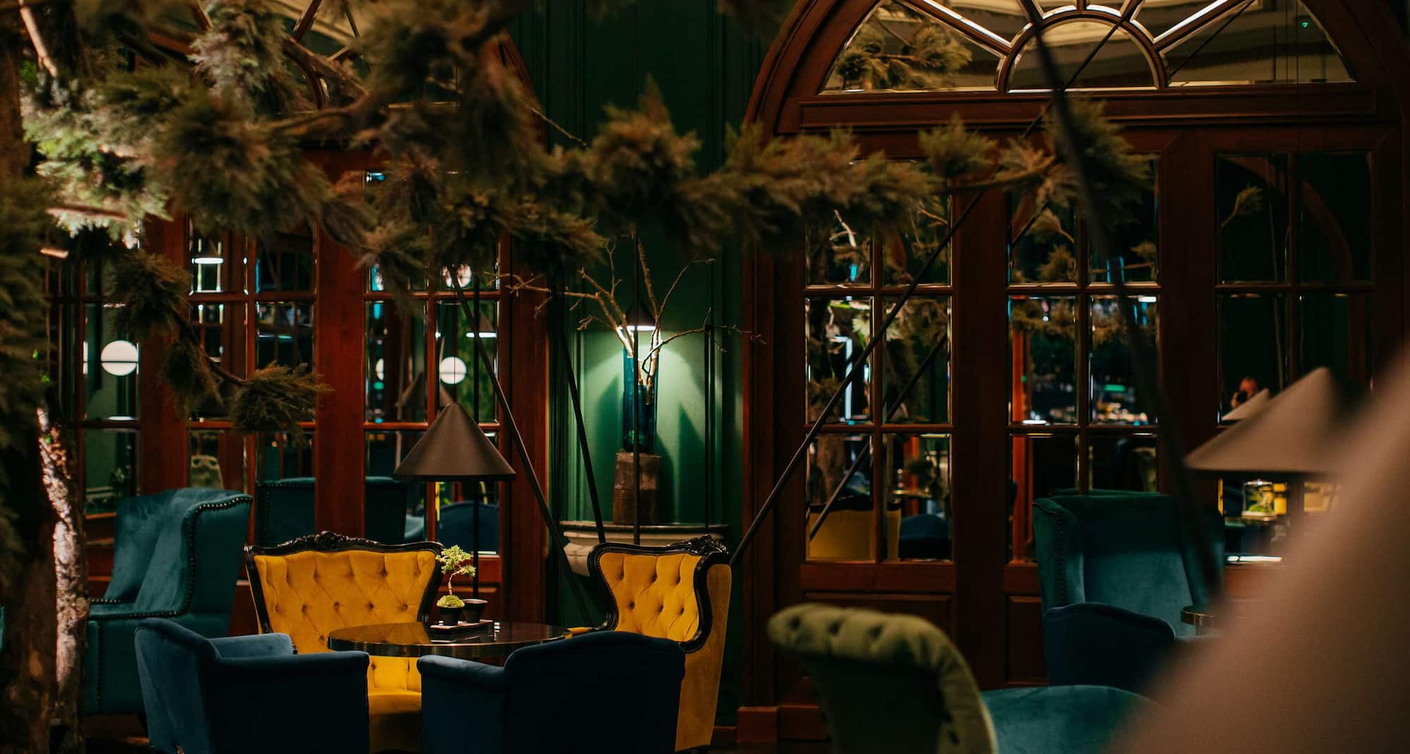 Radisson Blu Carlton Hotel, Bratislava - Mirror bar interior