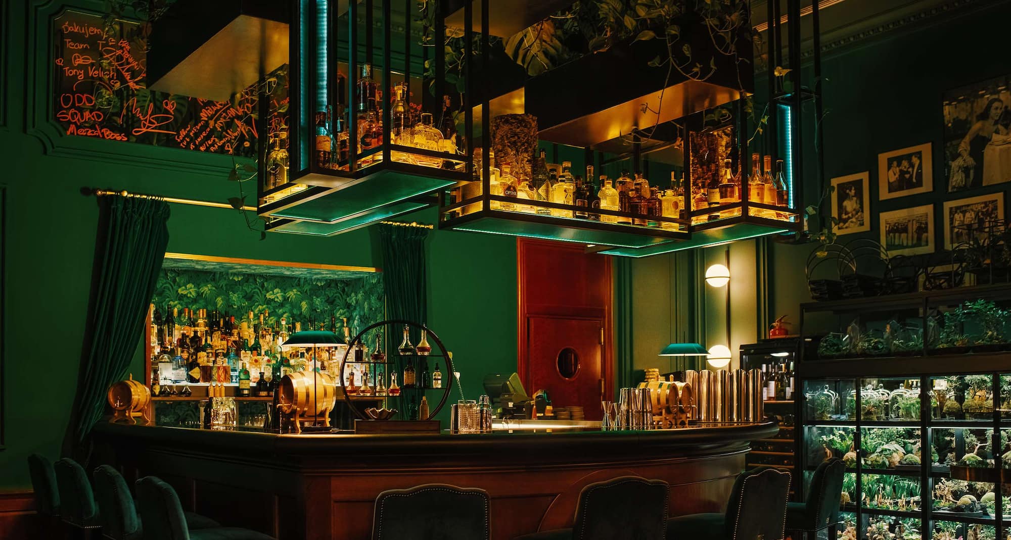 Radisson Blu Carlton Hotel, Bratislava - Mirror Bar interior