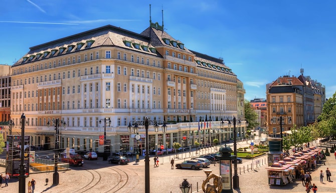 Radisson Blu Carlton Hotel, Bratislava - Hotel exterior