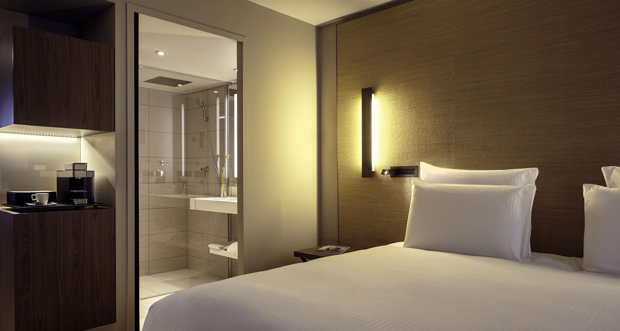 Radisson Blu CDG Airport Terminal Hotel, Paris