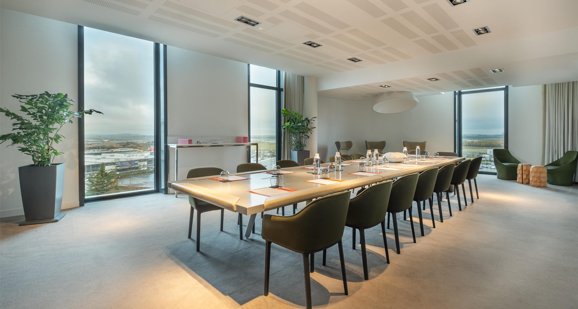 Radisson Blu CDG Airport Terminal Hotel, Paris - Business Playground Meeting Room