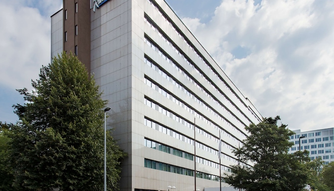 Radisson Blu Conference Hotel, Dusseldorf - Hotel Exterior
