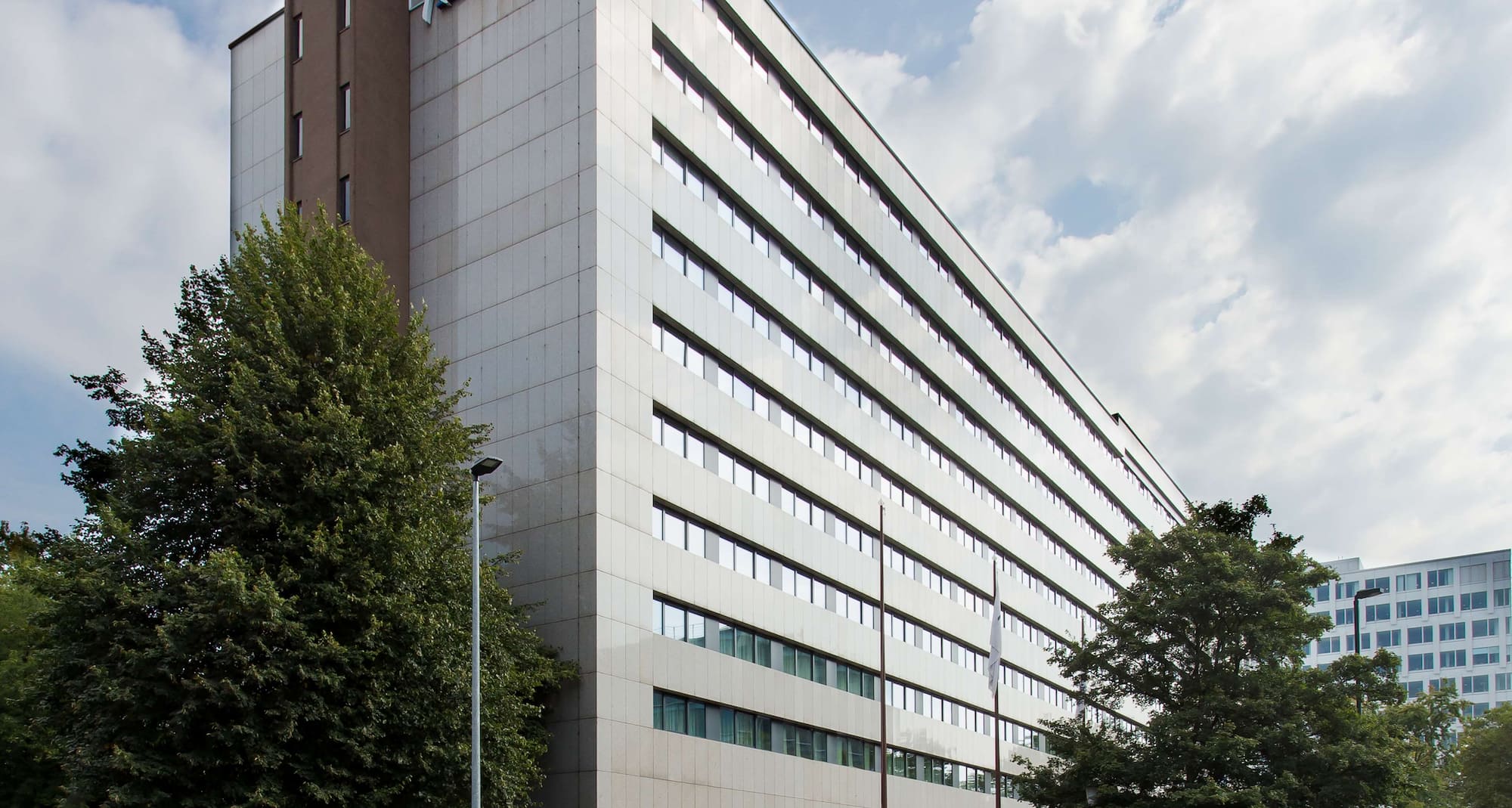 Radisson Blu Conference Hotel, Dusseldorf - Hotel Exterior