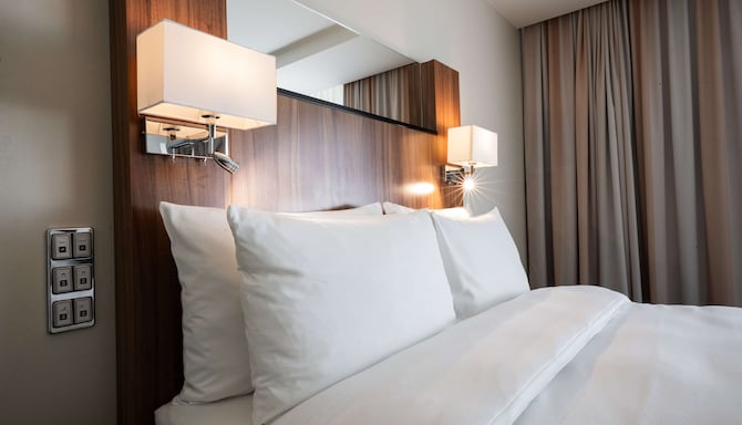 Radisson Blu Conference Hotel, Dusseldorf - Premium Room