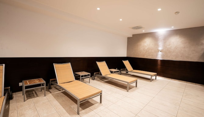 Radisson Blu Conference Hotel, Dusseldorf - Wellness Area