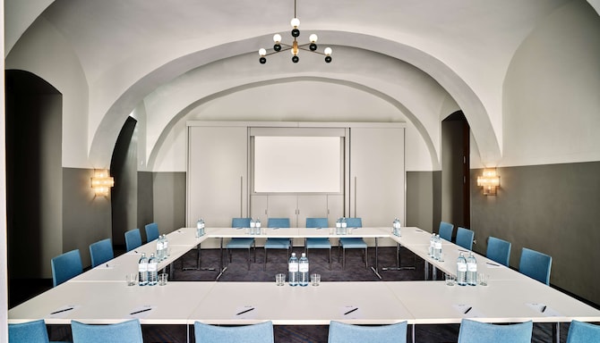 Radisson Blu Das Triest Hotel, Vienna - Meeting Room - Piber