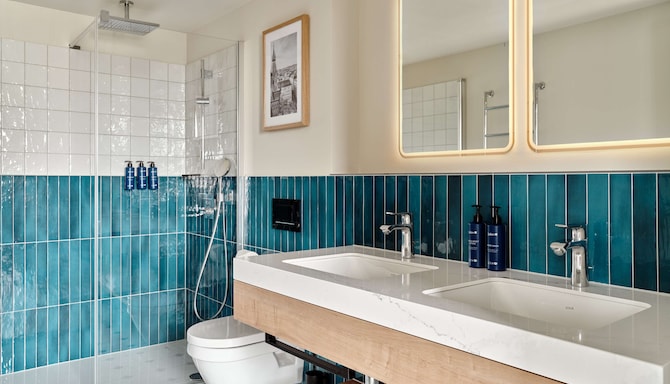 Radisson Blu Das Triest Hotel, Vienna - Люкс ванна