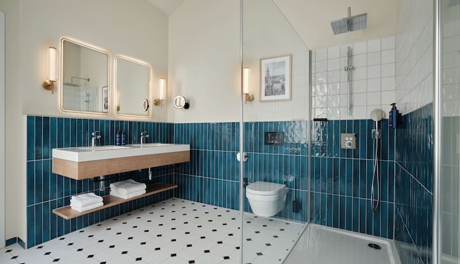 Radisson Blu Das Triest Hotel, Vienna - Люкс ванна