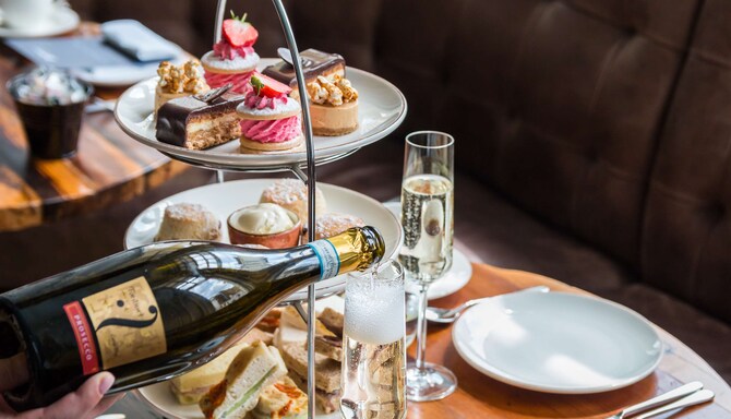 Radisson Blu Edwardian - Offers - Radisson Blu Edwardian Afternoon Tea