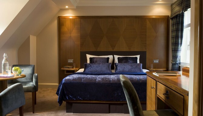 Radisson Blu Edwardian Kenilworth Hotel - KEN BED Deluxe