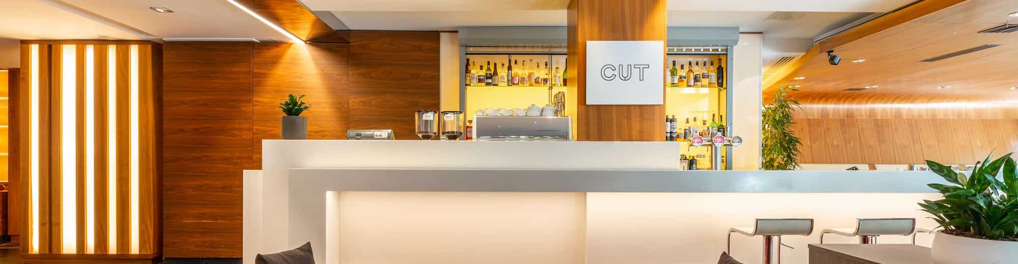 Radisson Blu Elizabete Hotel, Riga - Lobby Bar CUT