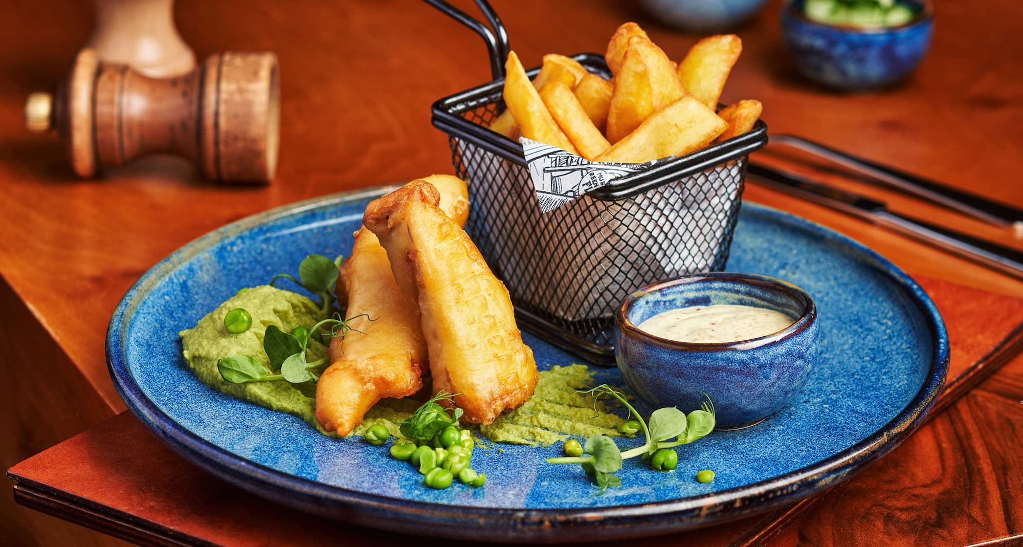 Radisson Blu Elizabete Hotel, Riga - FishandChips - Restaurant CUT