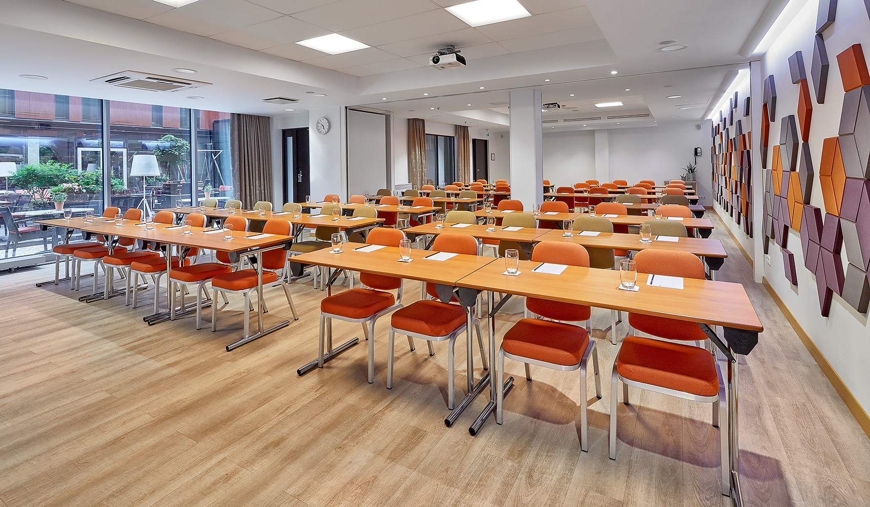 Radisson Blu Elizabete Hotel, Riga - LVRIXELI RIXZE meeting room video fvideo p