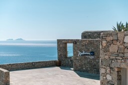 Radisson Blu Euphoria Resort, Mykonos - Hotel Entrance