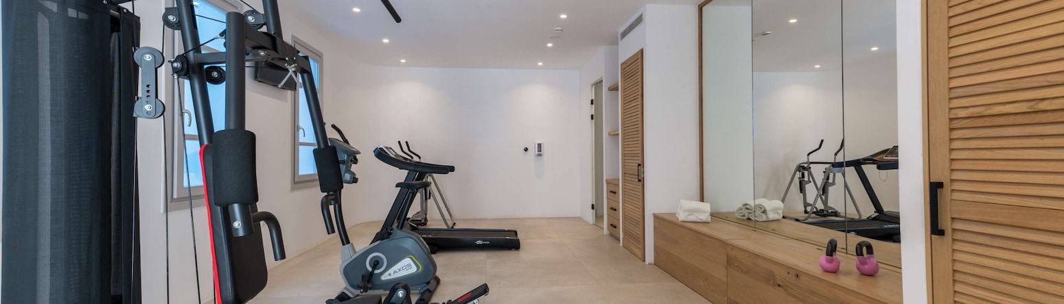 Radisson Blu Euphoria Resort, Mykonos - Gym
