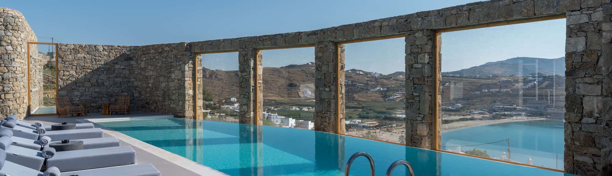 Radisson Blu Euphoria Resort, Mykonos - Zwembad