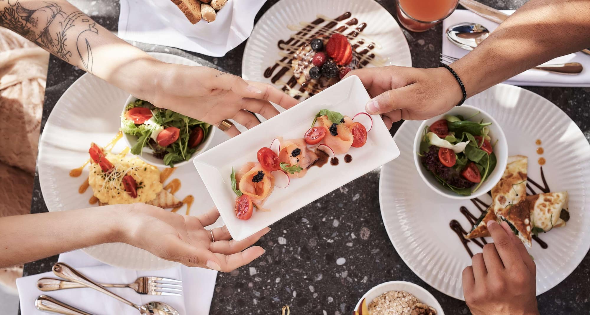 Radisson Blu Euphoria Resort, Mykonos - Restaurant