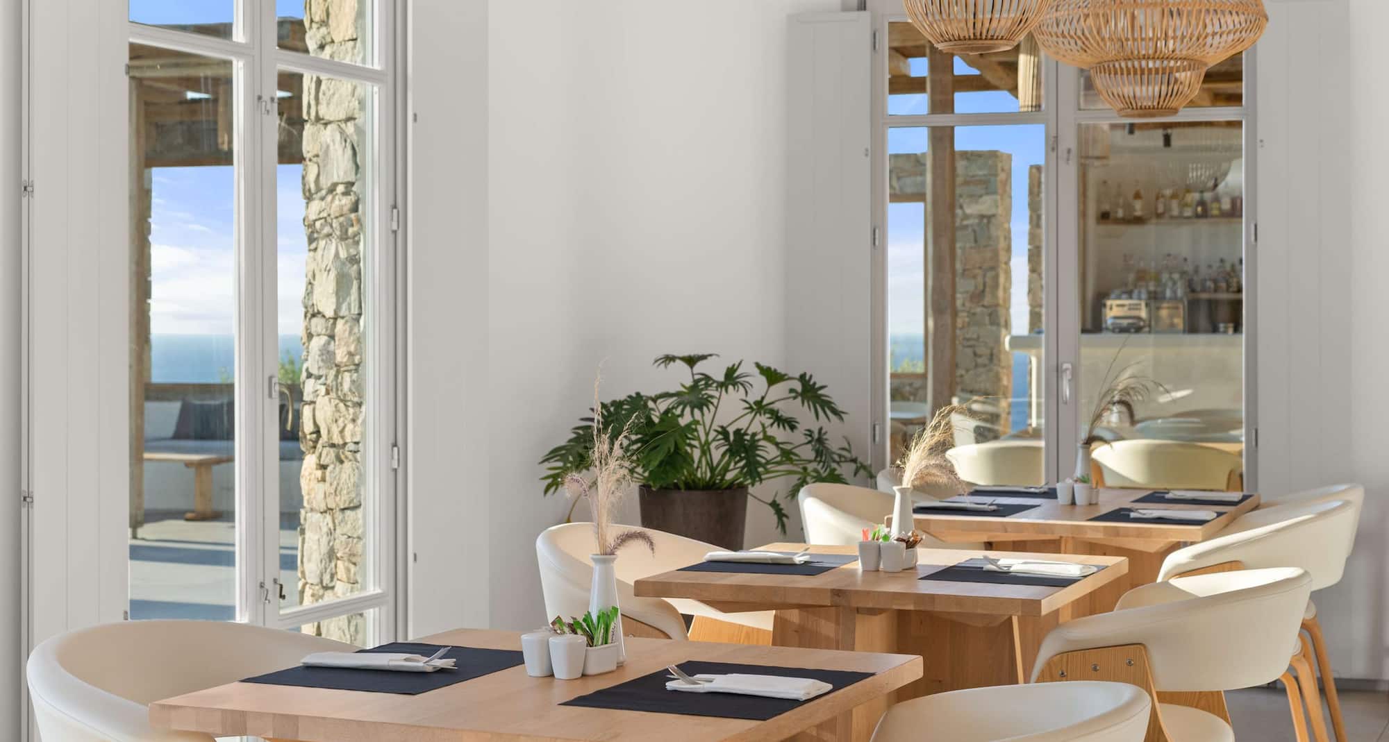 Radisson Blu Euphoria Resort, Mykonos - Restaurant