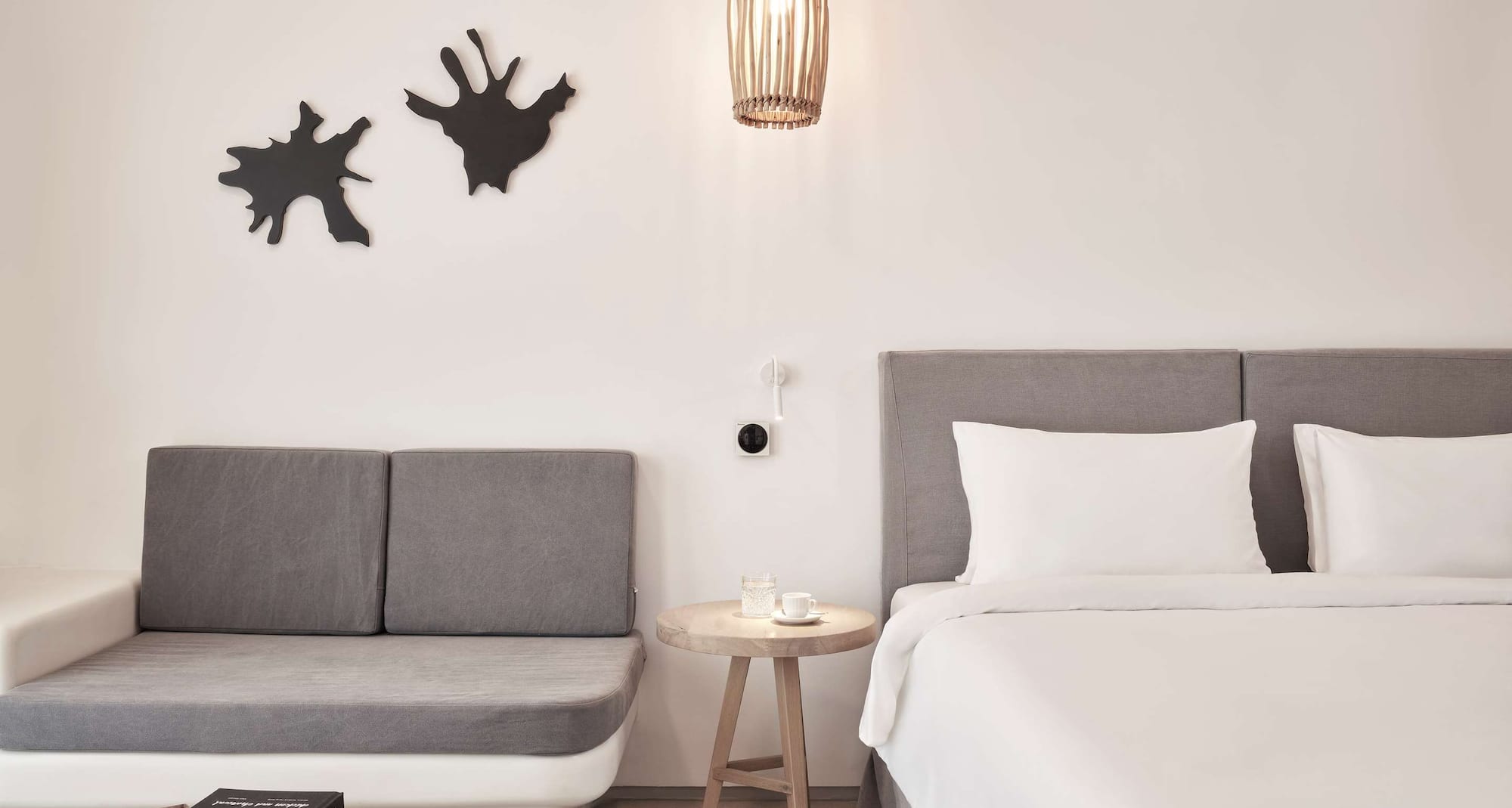 Radisson Blu Euphoria Resort, Mykonos - Honeymoon Suite Jet Tub - Sea View_Bedroom