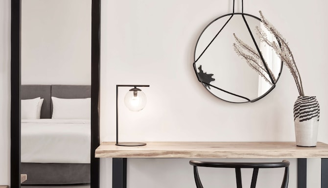 Radisson Blu Euphoria Resort, Mykonos - Suite Sea View_Bedroom