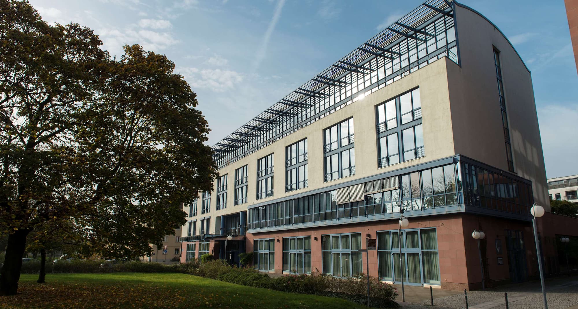 Radisson Blu Fürst Leopold Hotel, Dessau – Außenbereich des Hotels
