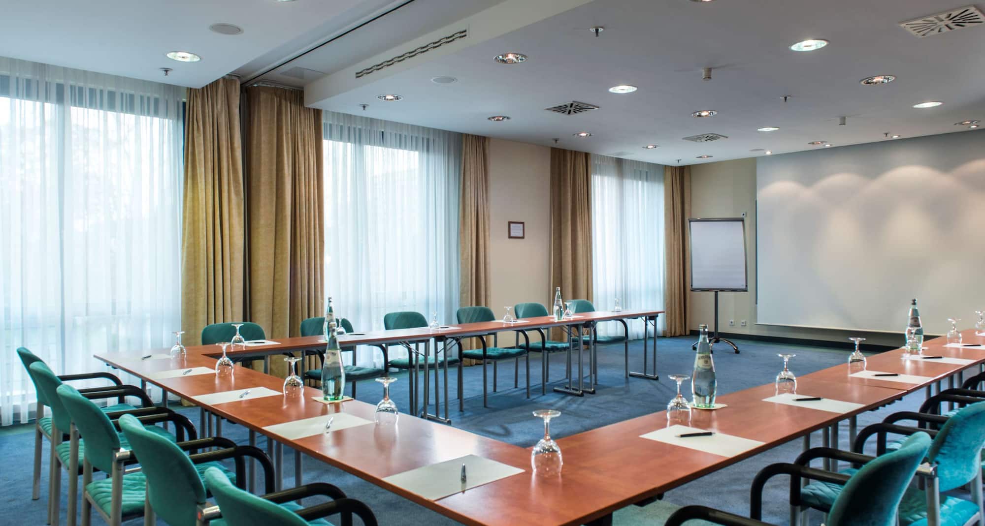 Radisson Blu Furst Leopold Hotel, Dessau - Meeting Room U-Shape
