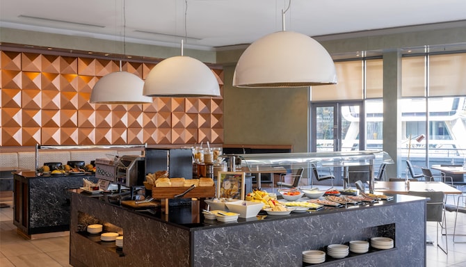Radisson Blu Gautrain Hotel, Sandton Johannesburg - Breakfast buffet