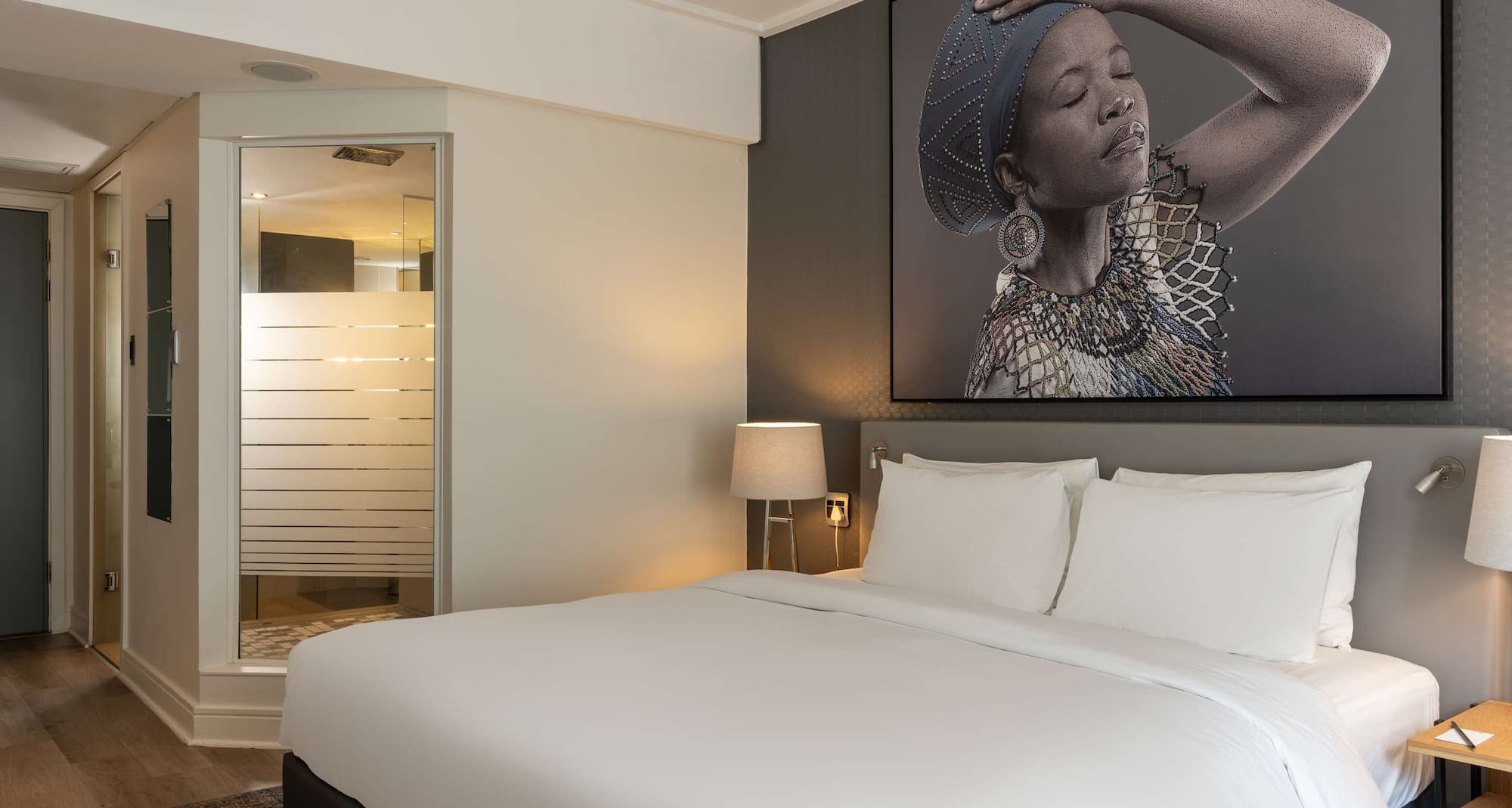Radisson Blu Gautrain Hotel, Sandton Johannesburg - Standard room
