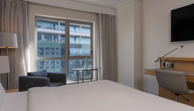 Radisson Blu Gautrain Hotel, Sandton Johannesburg - Standard room