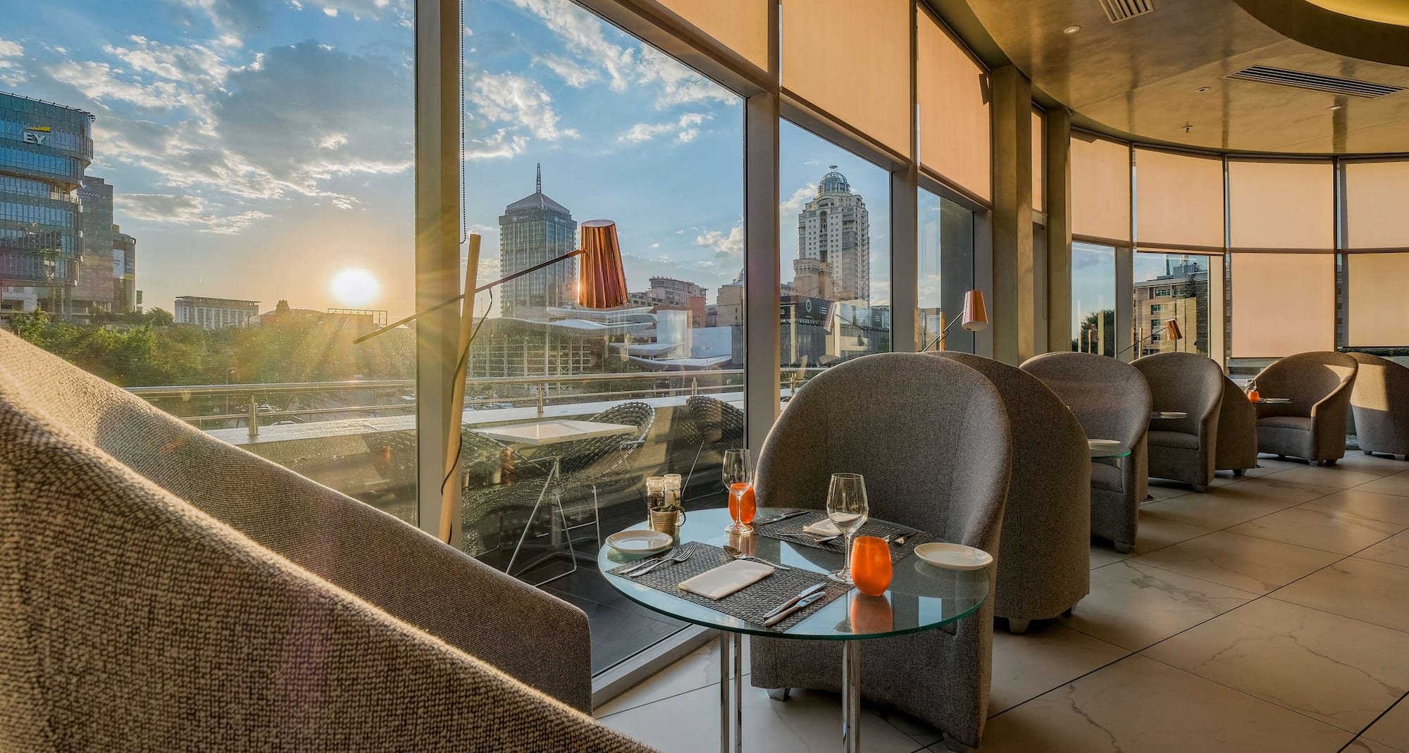 Radisson Blu Gautrain Hotel, Sandton Johannesburg - Restaurant