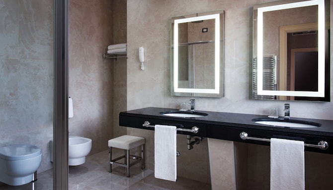 Radisson Blu GHR Hotel, Rome - Jacuzzi