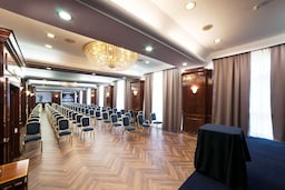 Radisson Blu GHR Hotel, Rome - Civinini meeting room theatre set-up