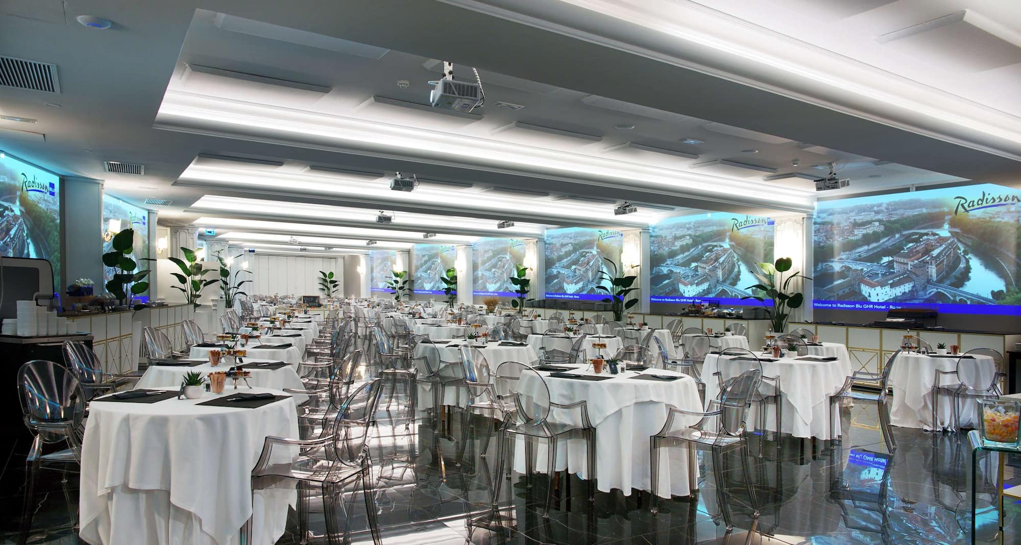 Radisson Blu GHR Hotel, Rome - Vista a 360° della sala per banchetti Holiday