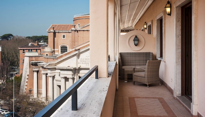 Radisson Blu GHR Hotel, Rome - Suite terrace