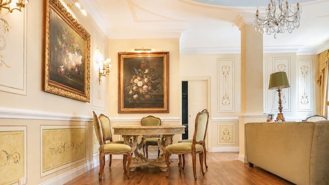 Radisson Blu GHR Hotel, Rome - Presidential Suite puccini
