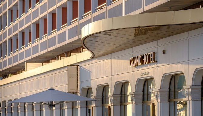 Radisson Blu Grand Hotel & Spa, Malo - Widok zewnętrzny