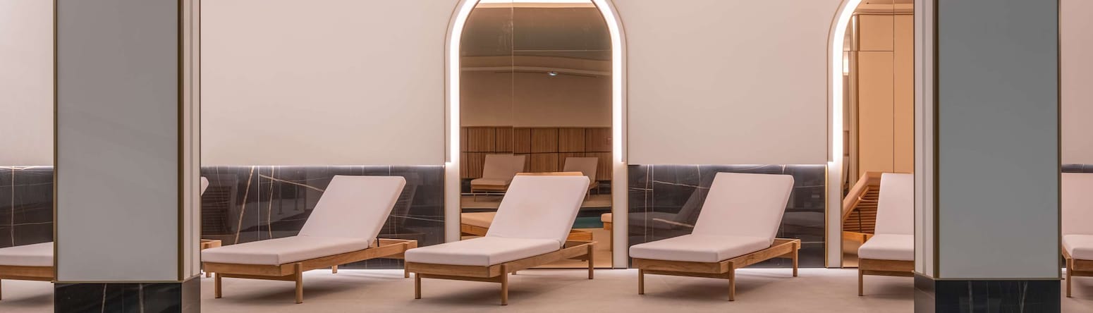 Radisson Blu Grand Hotel & Spa, Malo - Zwembad