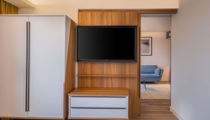 Radisson Blu Grand Hotel & Spa, Malo - Suite with balcony