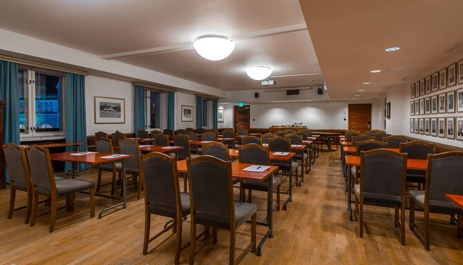 坦佩雷塔摩尔丽笙大酒店 - Technology Society 厅会议室