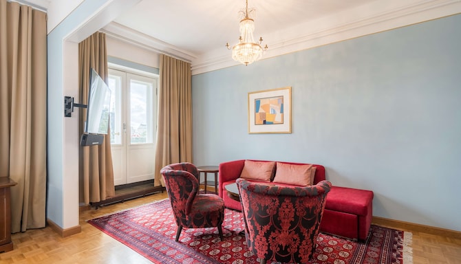 Radisson Blu Grand Hotel Tammer, Tampere - Tammerkoski suite