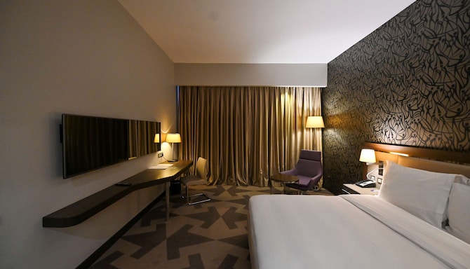 Radisson Blu Hotel, Abidjan Airport - Premium Room - garden view
