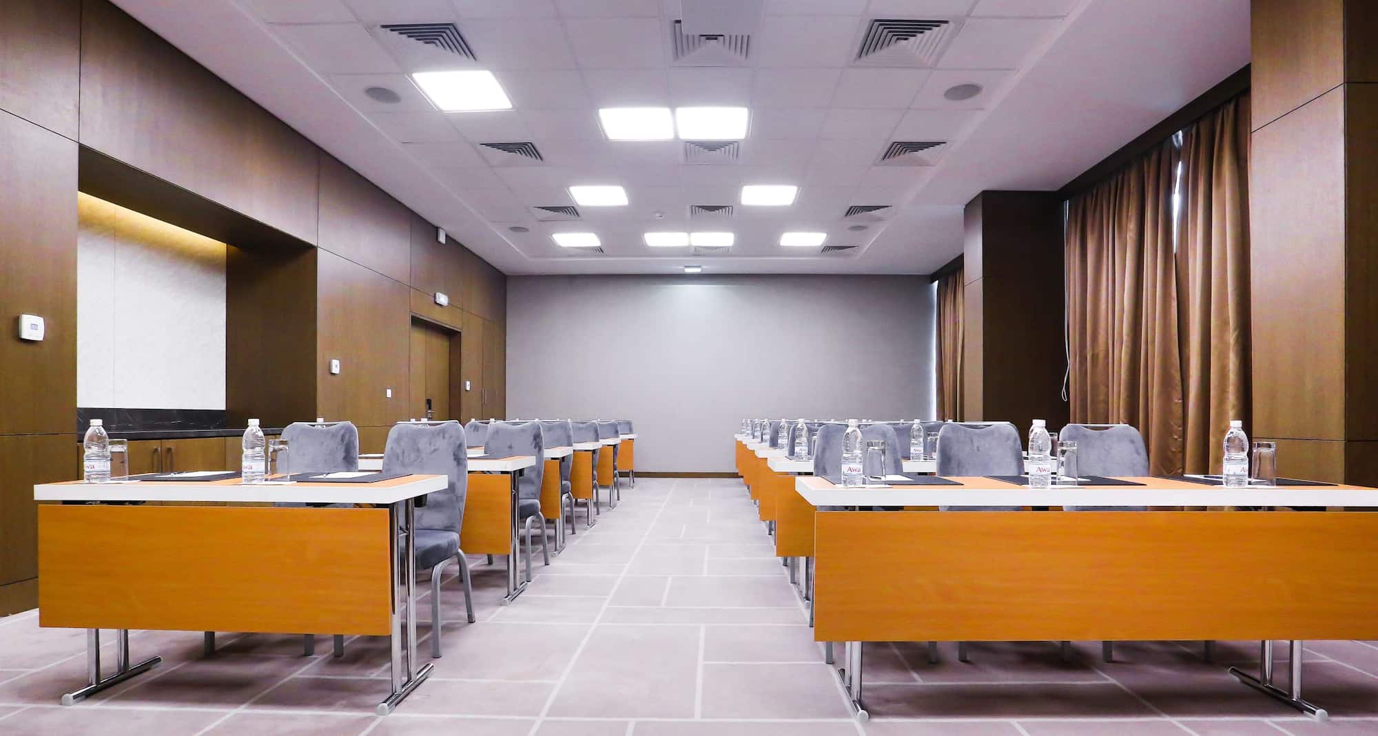Radisson Blu Hotel, Abidjan Airport - Meeting Room