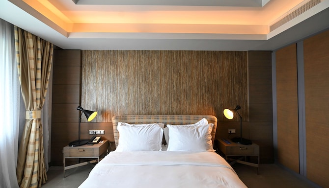 Radisson Blu Hotel, Abidjan Airport - Presidential Suite