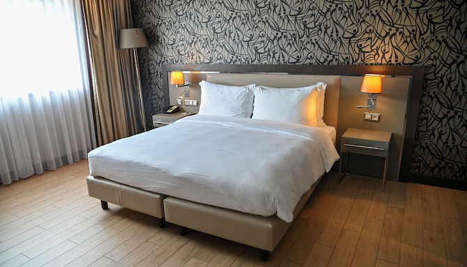 Radisson Blu Hotel, Abidjan Airport - Junior Suite