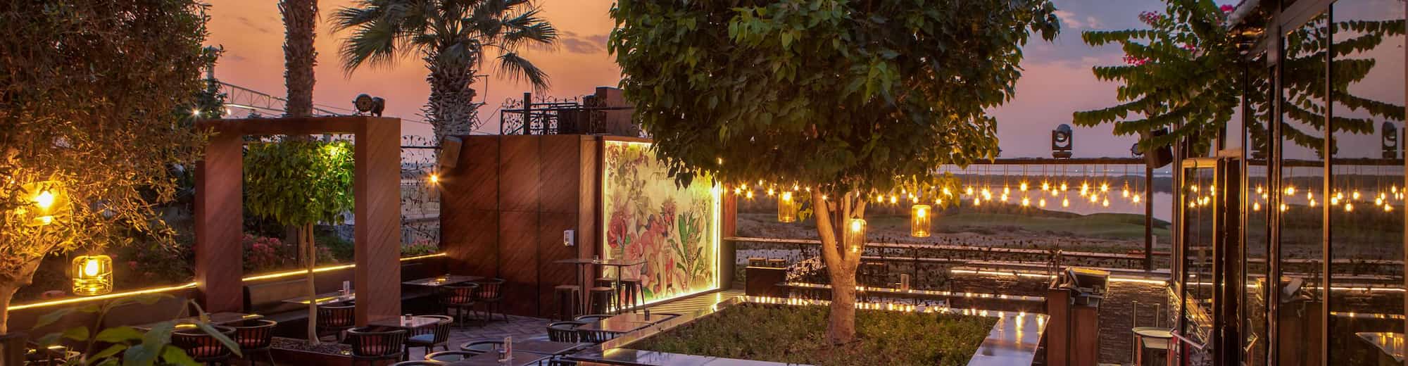 Radisson Blu Hotel, Abu Dhabi Yas Island - Filini garden terrace