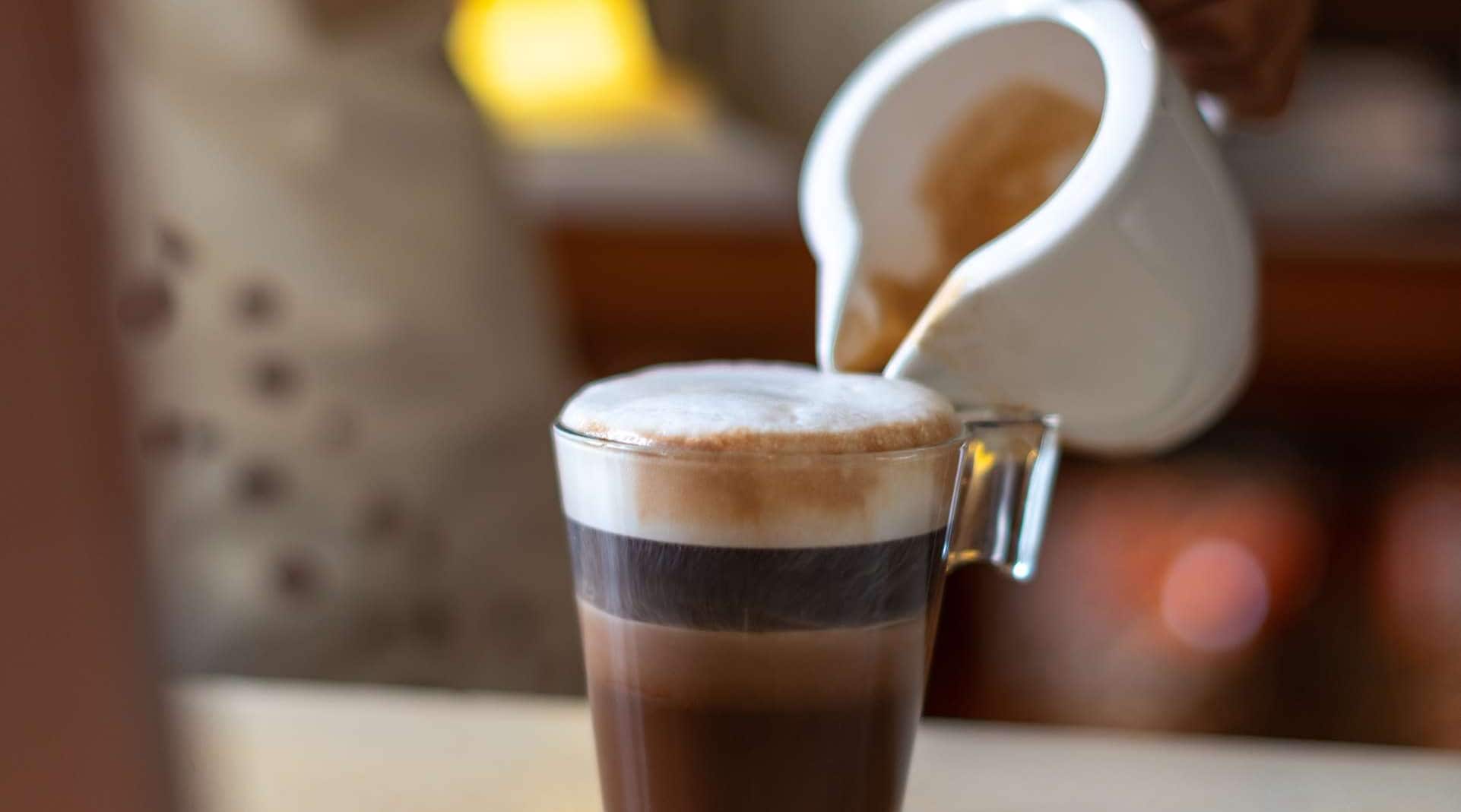 Radisson Blu Hotel, Addis Ababa - Cafe -Tomoca Coffee