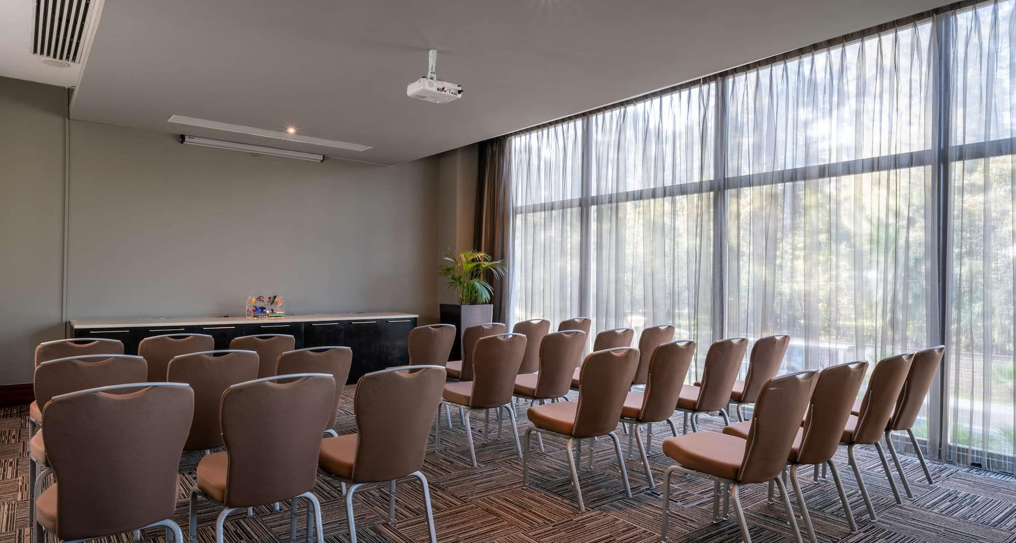Radisson Blu Hotel, Addis Ababa - Meeting room