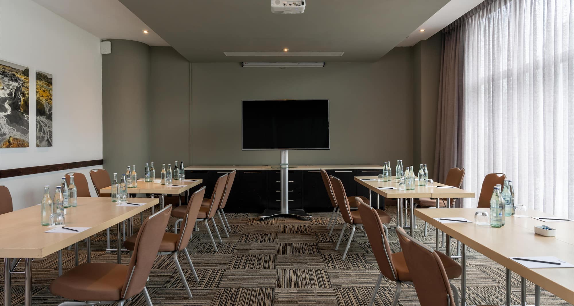 Radisson Blu Hotel, Addis Ababa - Wanza Meeting Room