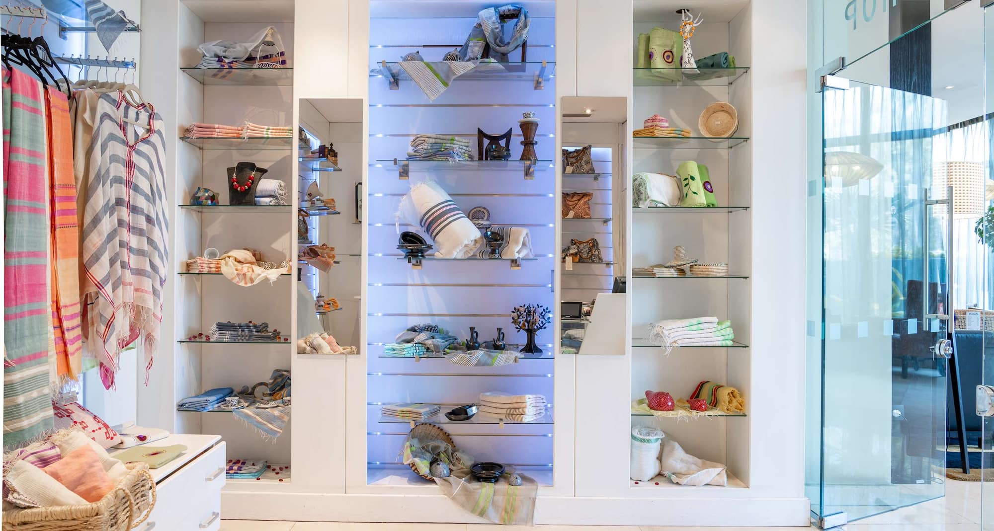 Radisson Blu Hotel, Addis Ababa - Gift Shop