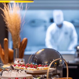 Radisson Blu Hotel, Addis Ababa - Restaurant